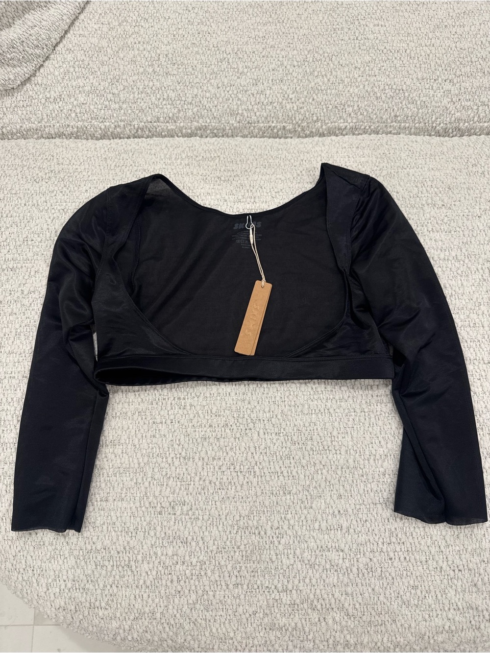 NWT SKIMS Black Arm Shaper Shapewear Top - Picture 1 of 3